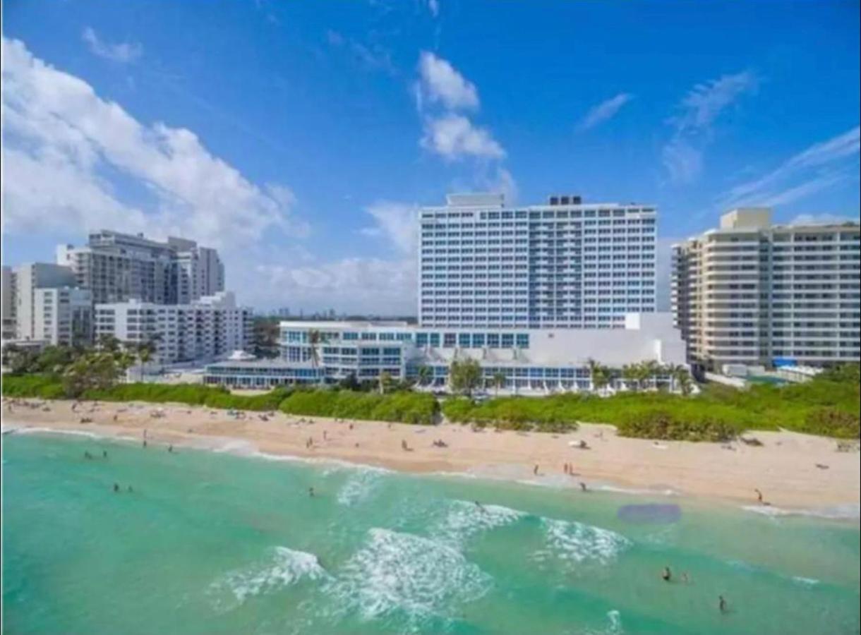 Villa Katy, Beachfront Property Miami Beach Exterior photo