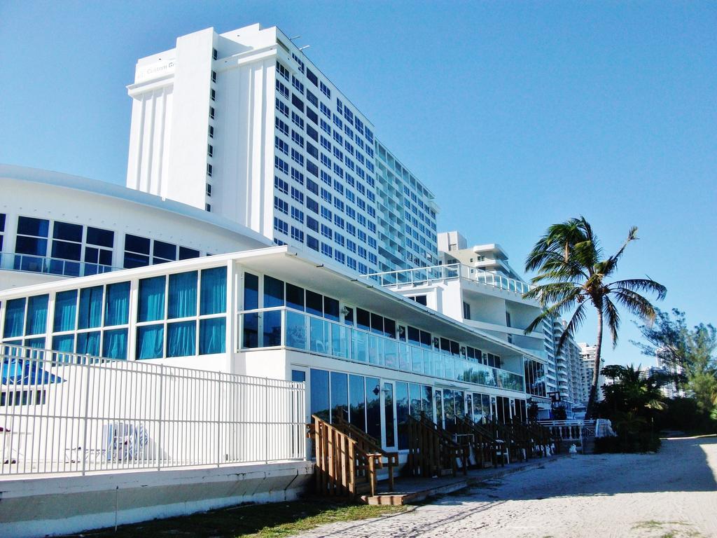 Villa Katy, Beachfront Property Miami Beach Exterior photo